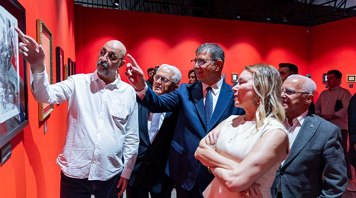 Atatürk ve Refik Anadol sergileri İzmirliler ile buluşuyor