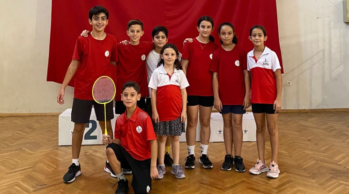 Badminton’da Bayraklı farkı!