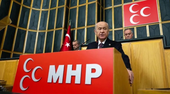 Bahçeli kürsüye neden çıkmadı?