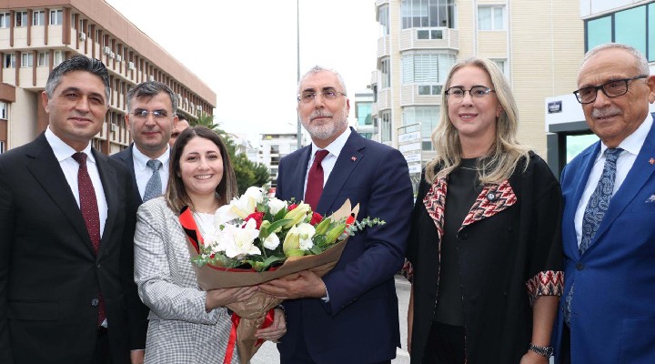 Bakan Işıkhan İzmir de