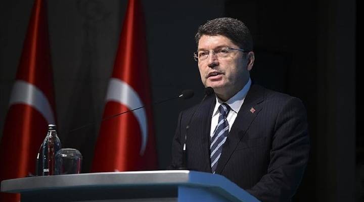Bakan Tunç tan  Murat Çalık  ve  suça sürüklenen çocuk  açıklaması