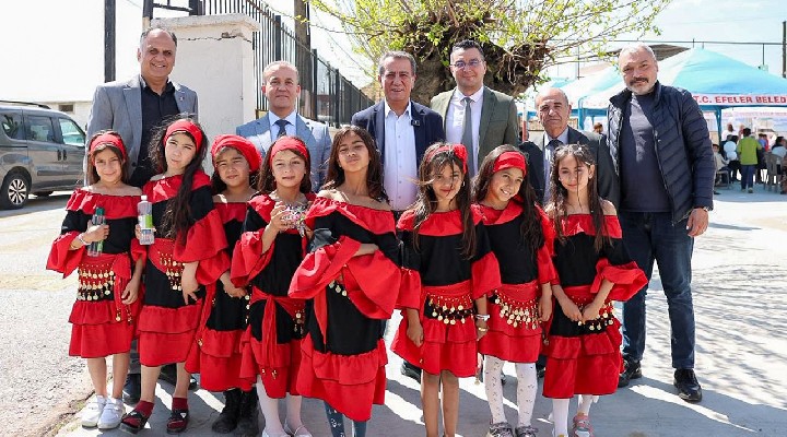 Başkan Anıl Yetişkin dünya romanlar günü etkinliğine katıldı