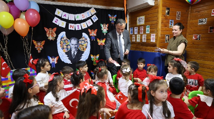 Başkan Balaban miniklerin bayramını kutladı