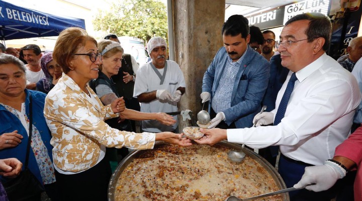 Başkan Batur dan aşure ikramı