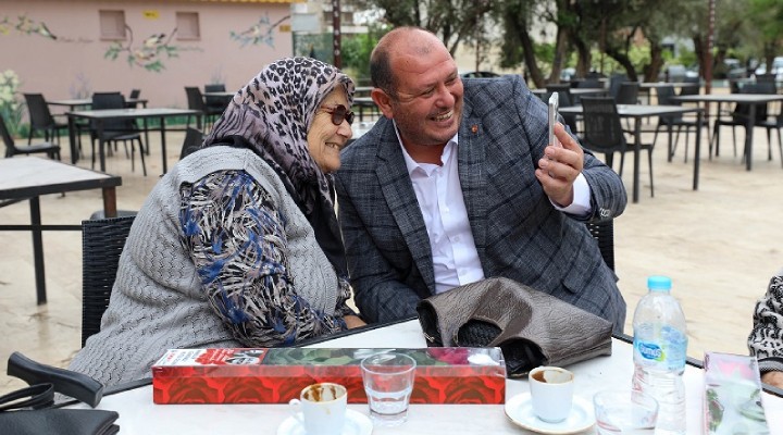 Başkan Çiçek anneleri unutmadı!