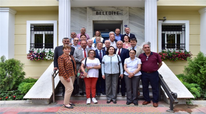 Başkan İduğ, Bornova ya çağırdı