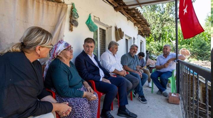 Başkan Tugay’dan yangında vefat eden Şahin’in aile evine taziye ziyareti