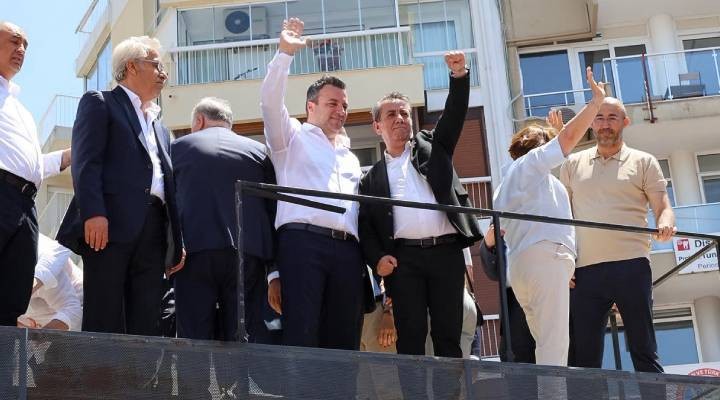 Başkan Yetişkin, CHP Genel Başkanı Özgür Özel’in İzmir programında yanında oldu