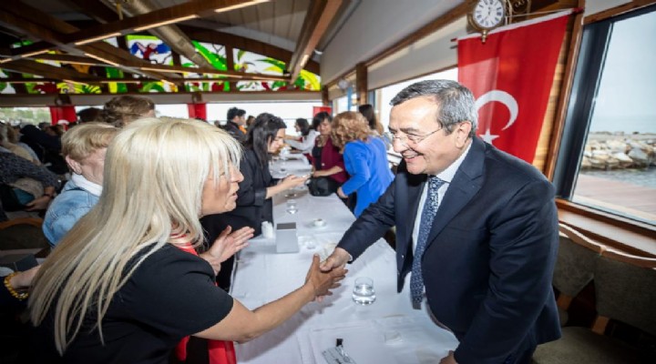 Batur: Bu ülkeyi karanlıktan kurtaralım