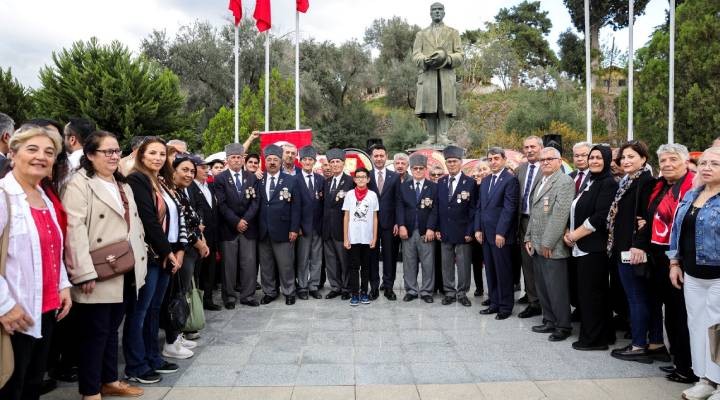 Bayraklı’da Cumhuriyet Bayramı Coşkusu