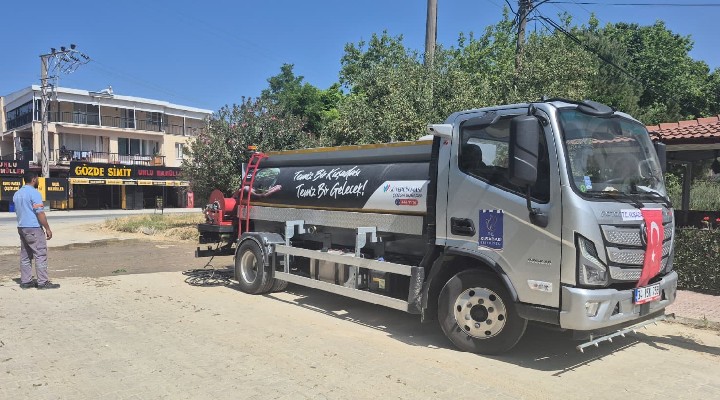 Bayram öncesi Davutlar da temizlik sefaberliği: Sokaklar pırıl pırıl oldu
