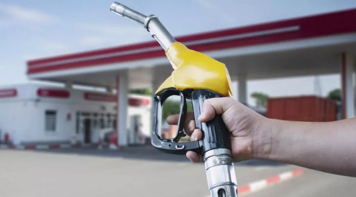 Benzine bir zam daha geliyor!