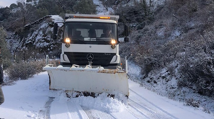 Beydağ da kür küreme çalışmaları sürüyor