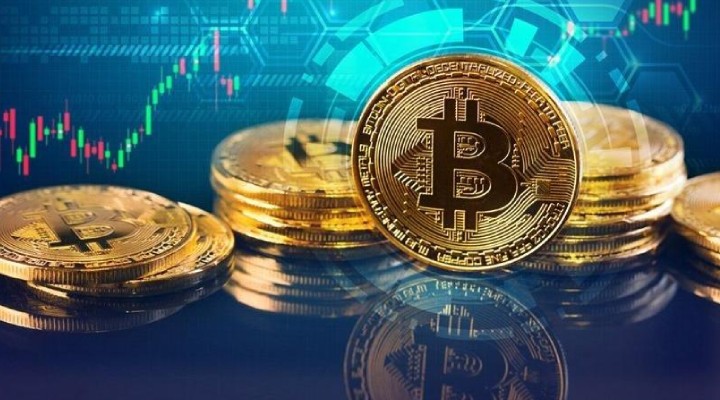 Bitcoin den rekor üstüne rekor