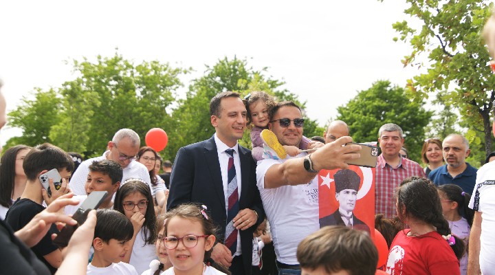 Bornova’da 23 Nisan coşkusu