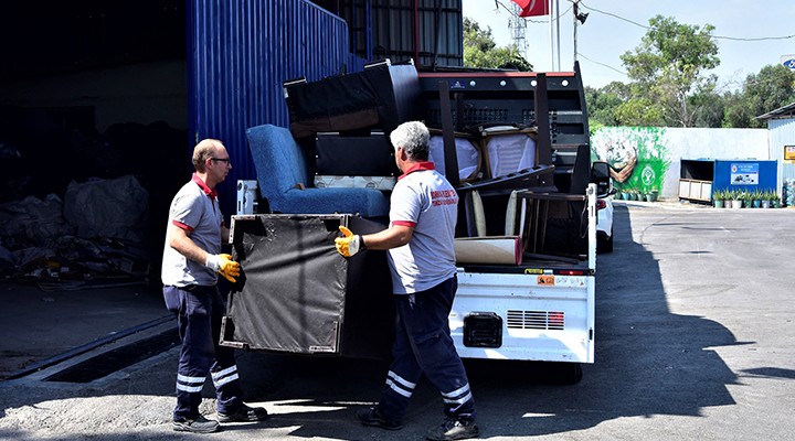 Bornova’da atıklara ikinci hayat