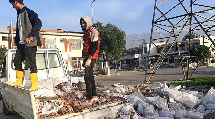 Bornova’da kaçak moloza geçit yok