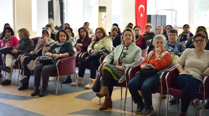 Bornova’nın üretici kadınlarına dijital pazarlama