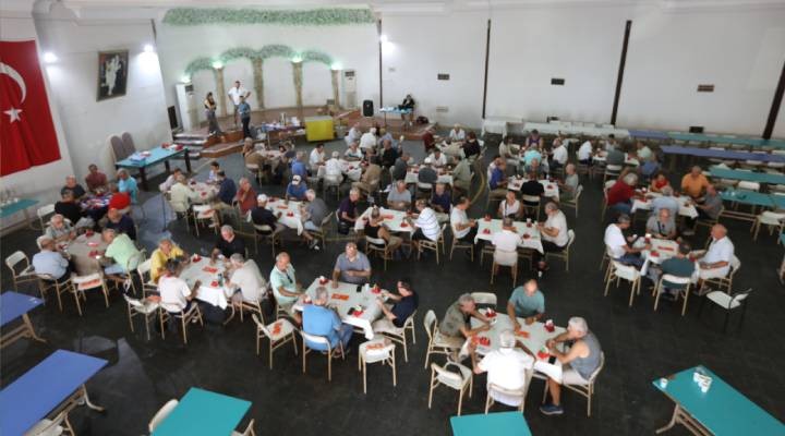 Briç tutkunları Efes Selçuk ta buluştu