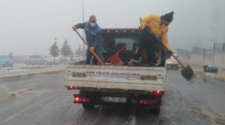 Buca Belediyesi nden kar mesaisi