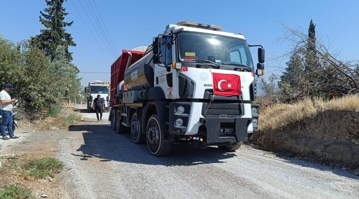 Büyükşehir’den 13 bin ton asfalt, 55 kilometre sathi kaplama