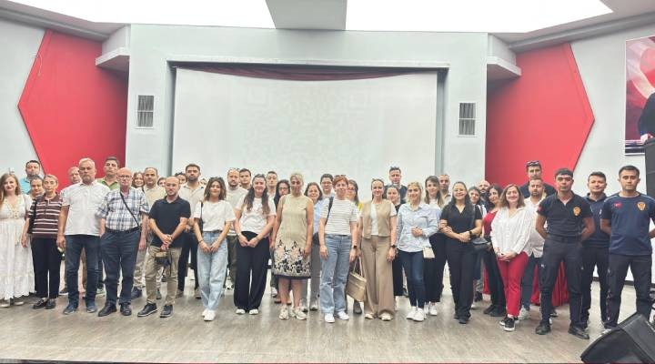 Büyükşehir’den Çalışanlarına ‘Kamusal Alanda Etik’ Eğitimi