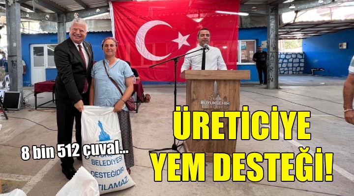 Büyükşehir’den Dikili’deki üreticiye yem desteği!