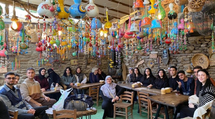 Büyükşehir’den üniversite öğrencilerine Tire gezisi