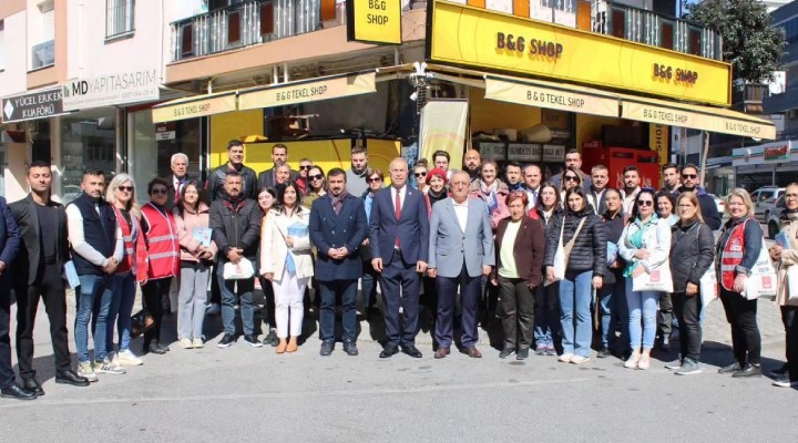 CHP Adayı Ünal Işık projelerini kapı kapı dolaşarak anlatıyor!