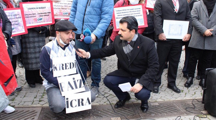 CHP DEN TİYATROLU İSYAN! Tarım bakanına Fransa nişanı, köylüye kredi, icra, faiz nişanı taktılar...