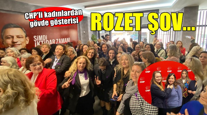 CHP İzmir de kadınlar rozet taktı... Törene büyük ilgi!