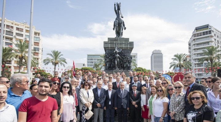 CHP İzmir den 9 Eylül kutlaması...