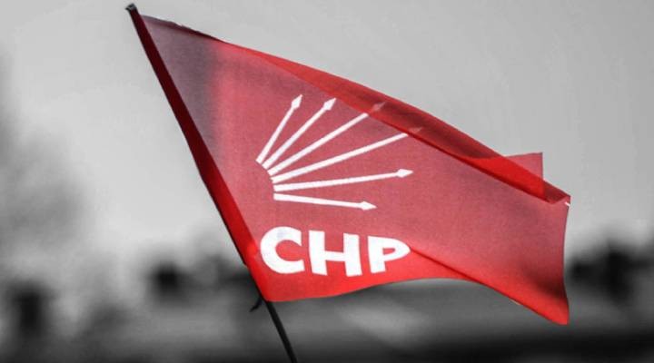 CHP: Seçilmişlerimize yapılan saldırıya sessiz kalmayacağız, geri adım atmayacağız!