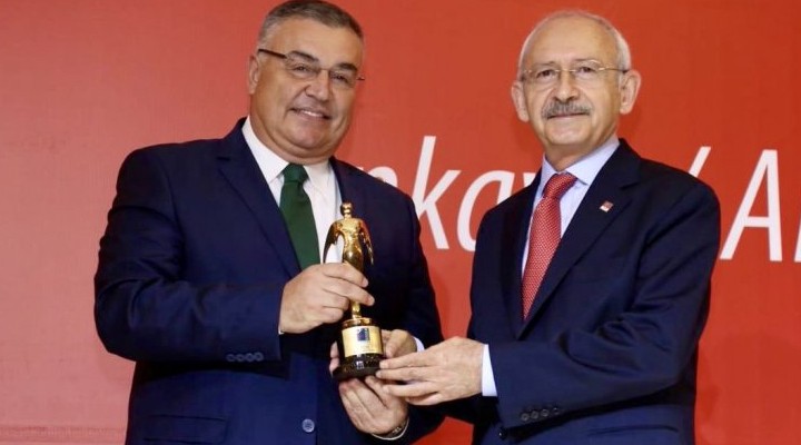 CHP den ayrılan belediye başkanı partiye geri dönüyor