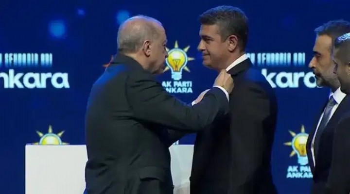 CHP den istifa etti aynı gün AK Parti ye geçti