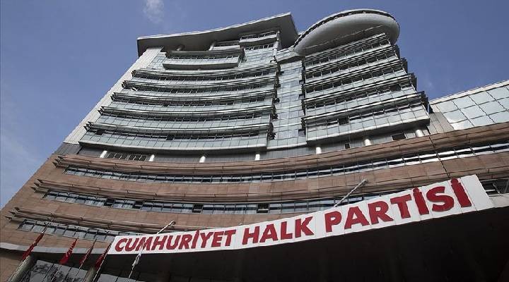 CHP nin kritik günü! İptal davasından erteleme çıktı: Gürsel Tekin in kayyumluğu devam edecek