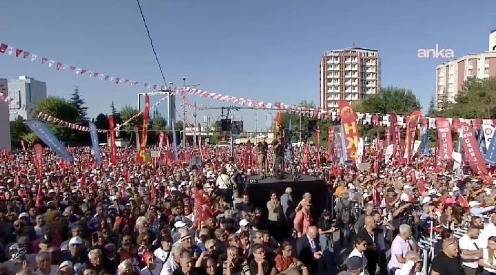 CHP’den kritik dava öncesi gövde gösterisi: Tandoğan’da tarihi kalabalık