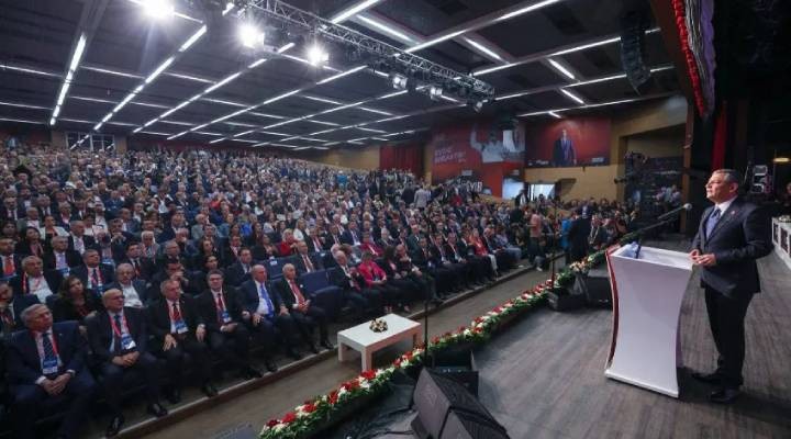 CHP’nin parti programı 17 yıl sonra değişecek!