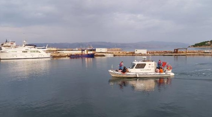 Çeşme de 10 kaçak göçmen kurtarıldı