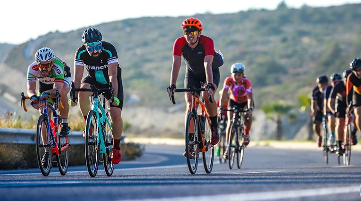 Çeşme de çocukların bisiklet hayalleri için pedal basacaklar