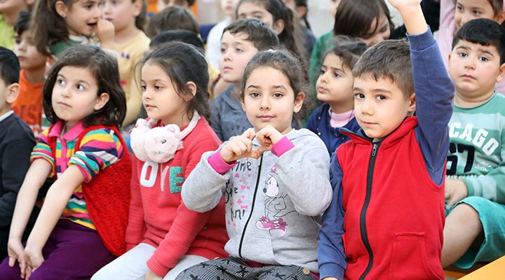 Çocuklara hayvan sevgisi semineri