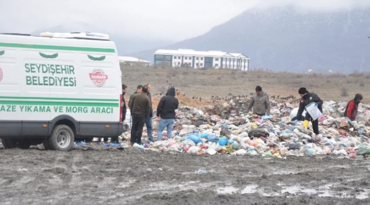 Çöpten bebek cesedi çıktı!