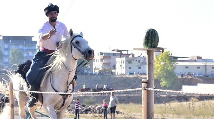 Cumhuriyet için koştular