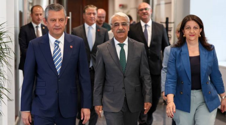 DEM Parti İmralı heyetinden CHP lideri Özgür Özel e ziyaret