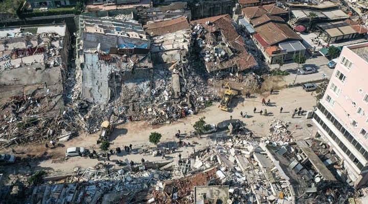 Deprem felaketinde can kaybı 48 bin 448 e yükseldi!