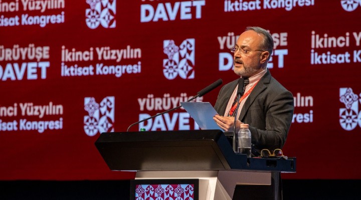 Doç. Dr. Erol Köroğlu: Daha farklı bir Türkiye için eleştirel okurlar yetiştirmeyi başarmalıyız!