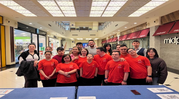 Down sendromlu çocukların renkleri Dokuz Eylül Rotaract’la birlikte hayat buldu