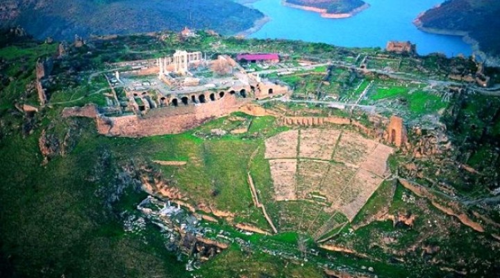 Bergama da kontrollü ziyaretçi dönemi