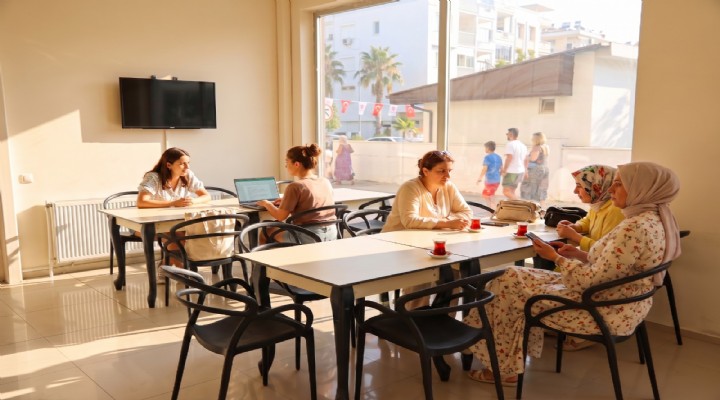 Efeler de Türkan Saylan Misafirhanesi kadınların güvenli limanı