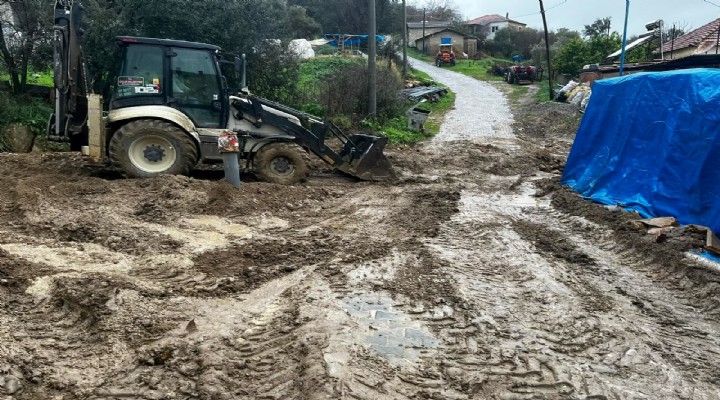 Efeler den sağanak yağışa hızlı müdahale